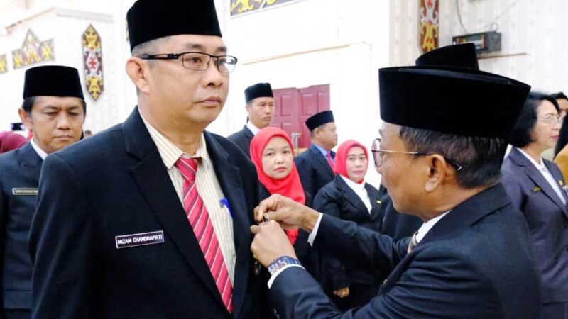 284 ASN Lingkup Mura Terima Satyalancana Karya Satya