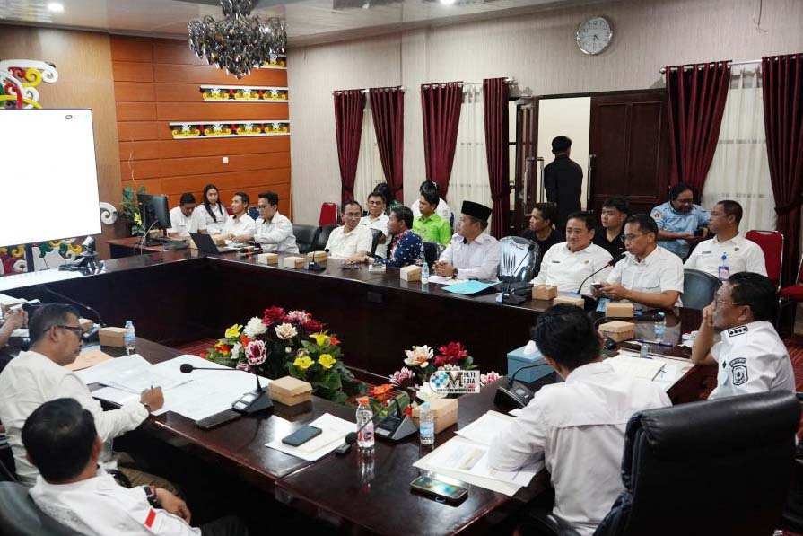 Bupati Murung Raya Pimpin Langsung Rapat Monev Pembangunan