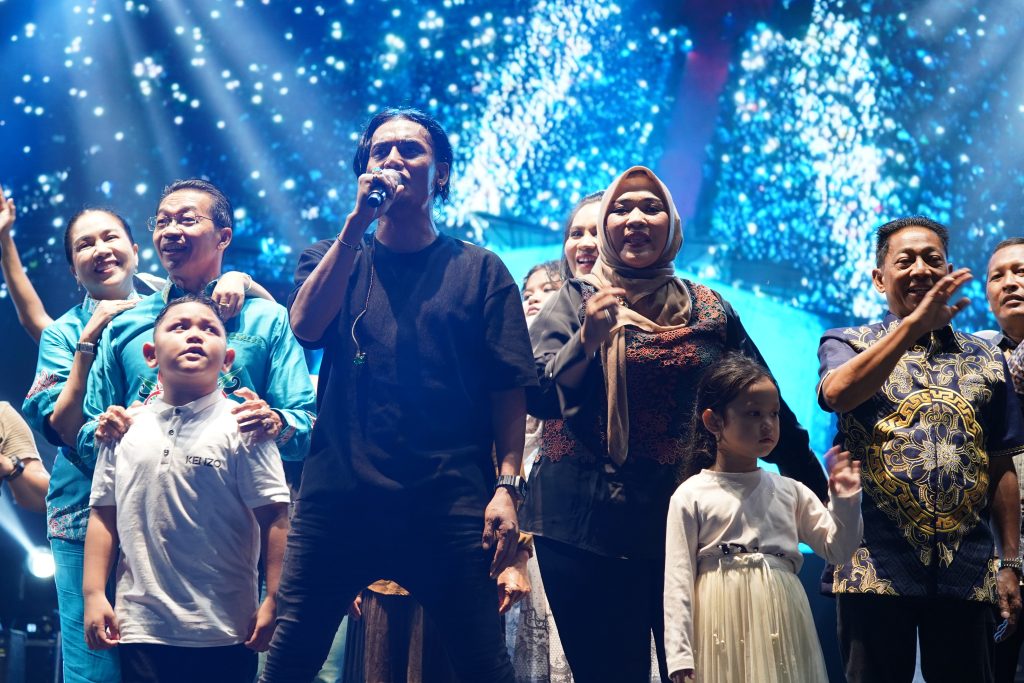 Pemkab Gelar Malam Hiburan Hari Jadi Kabupaten Mura Ke-23, Tenampilkan Charly Van Houten