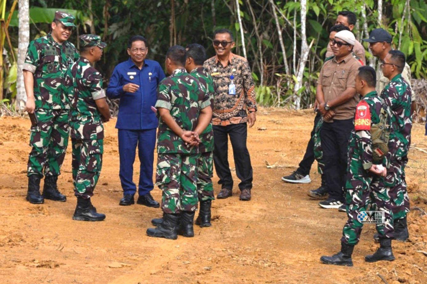 Bupati Heriyus Lakukan Peninjauan Pembangunan Batalyon Infanteri Teritorial di Desa Danau Usung