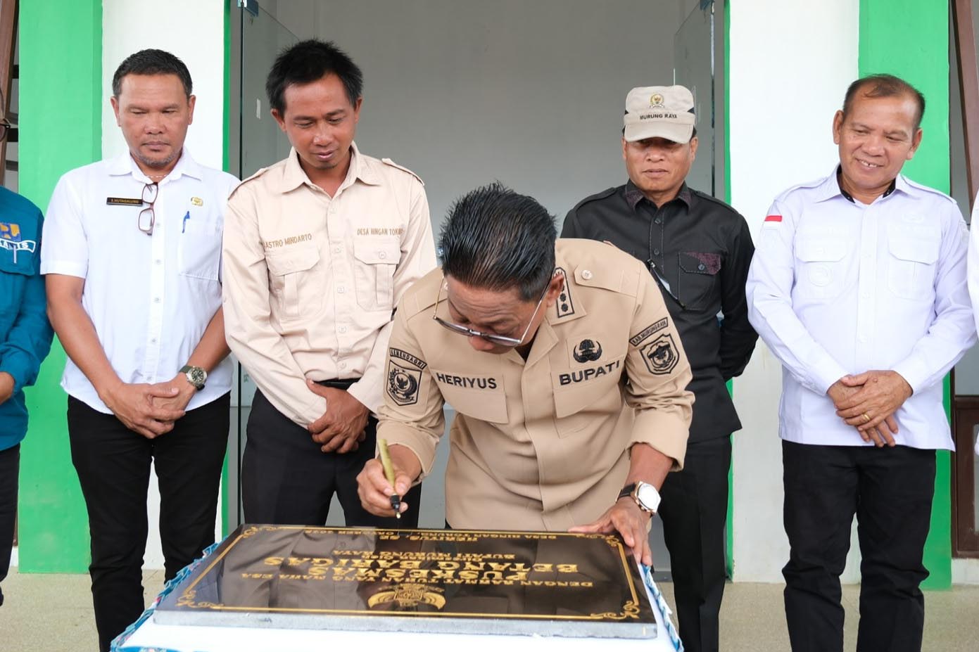 Tingkatkan Kualitas Pelayanan Kesehatan, Bupati Resmikan Puskesmas Betang Barigas