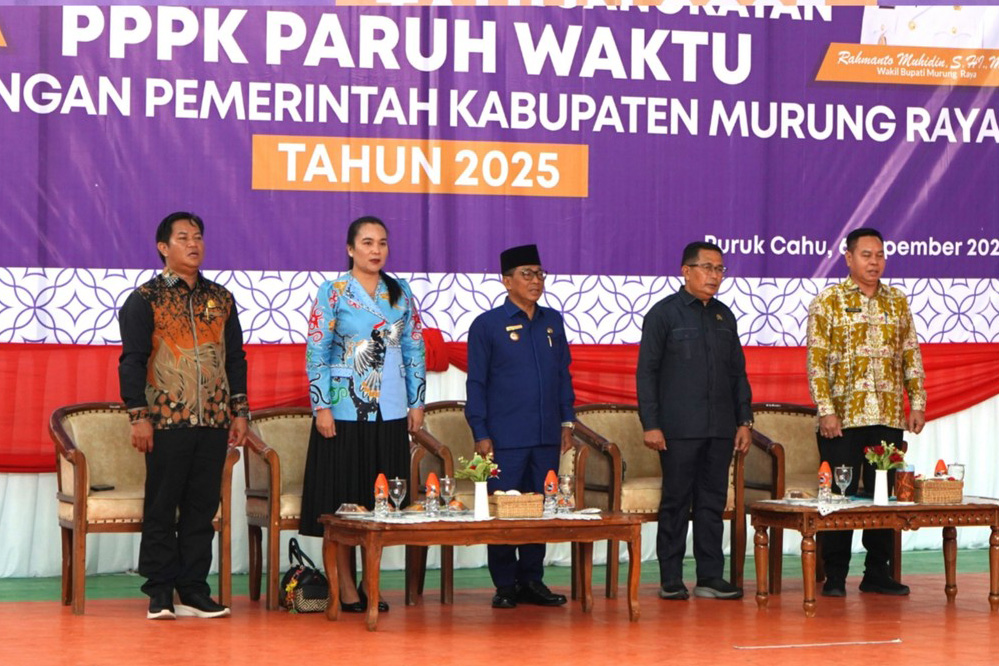 Bupati Mura Serahkan SK Pengangkatan Ribuan PPPK Paruh Waktu