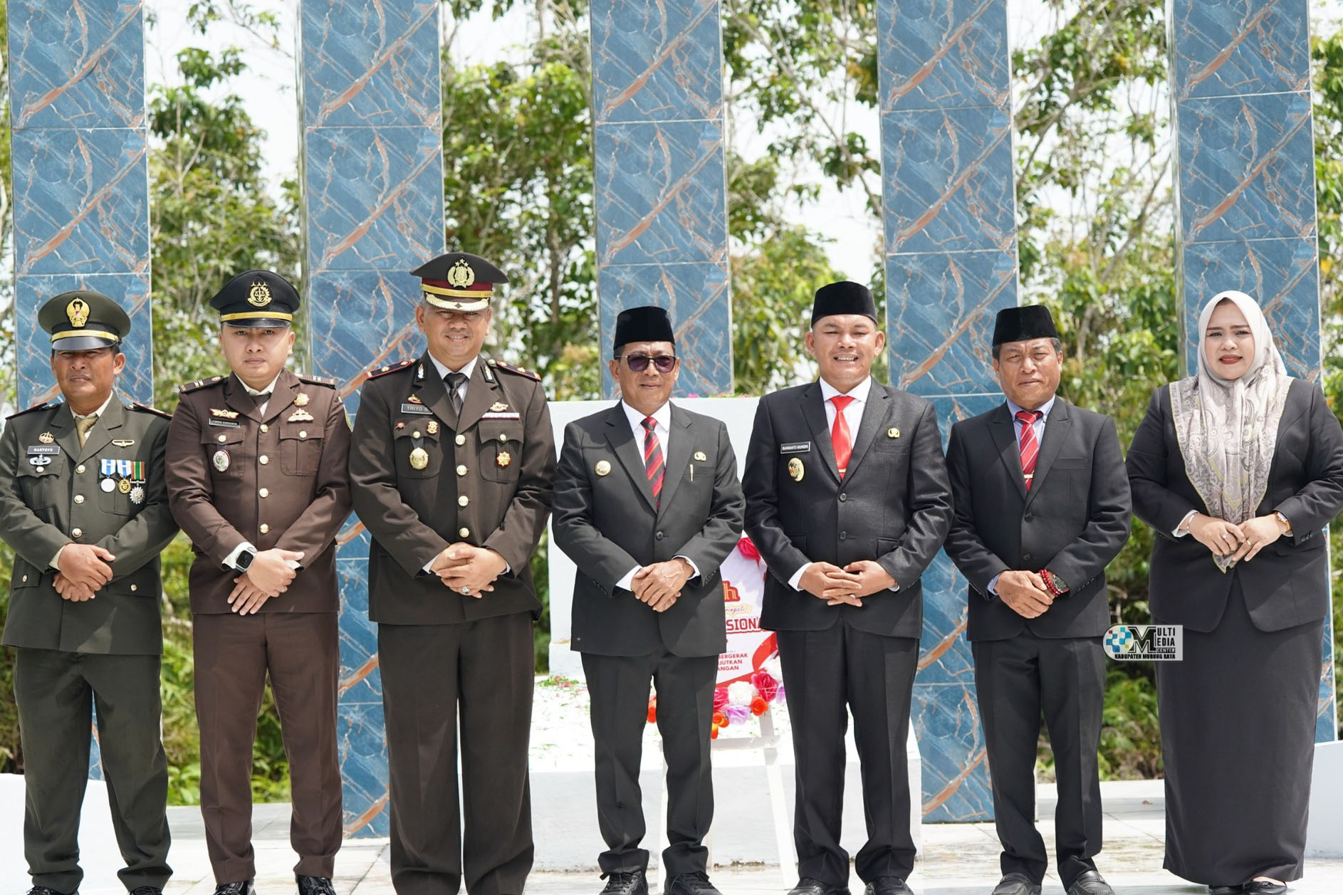 Bupati Mura Heriyus Pimpin Upacara Ziarah di TMP Dalam Rangka Peringatan Hari Pahlawan