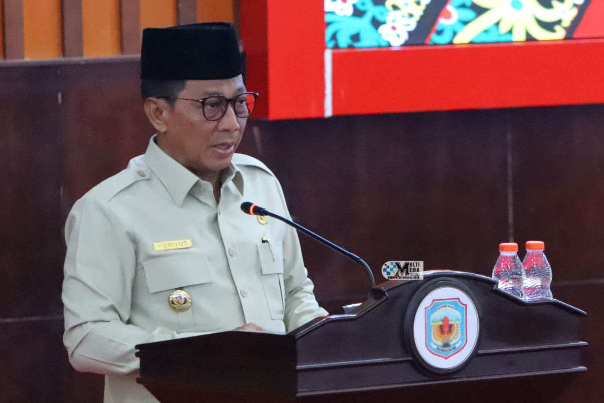 Bupati Mura Sampaikan Tanggapan Pemandangan Umum Fraksi-fraksi DPRD pada Rapat Paripurna