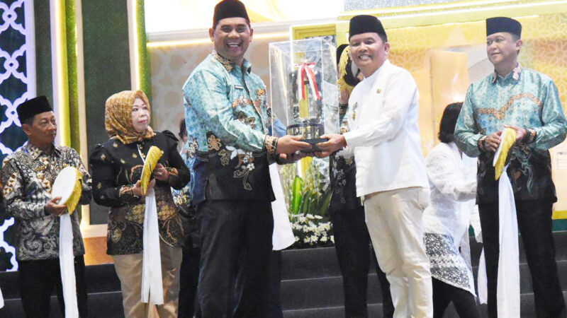 Bupati Minta Kafilah Mura Junjung Tinggi Sportivitas dan Pelihara Rasa Persaudaraan Antar Kontingen MTQH