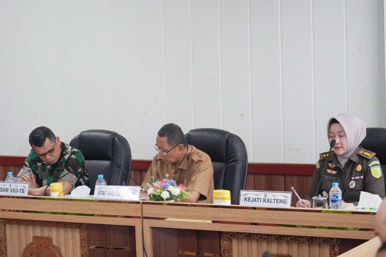 Sahli Yuas Elko Hadiri Rakor, Meski Inflasi Turun ke 3,48 Persen Mendagri Ingatkan Daerah Tetap Waspada