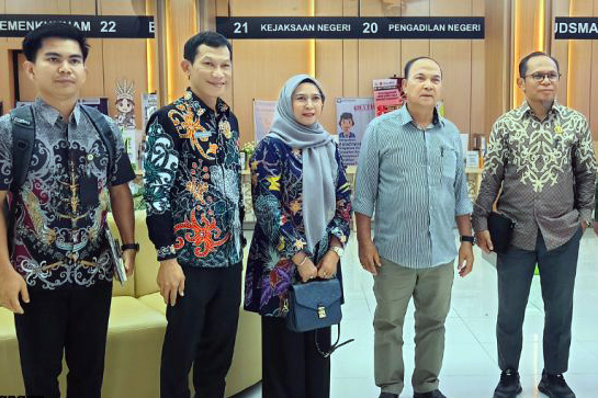 Komisi I DPRD Lakukan Kunjungan Pengawasan Pelayanan Publik di DPMPTSP Kota Palangka Raya