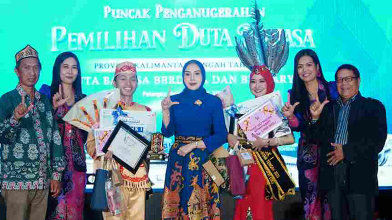 Ketua TP-PKK Kalteng Tutup Pemilihan Duta Bahasa 2026