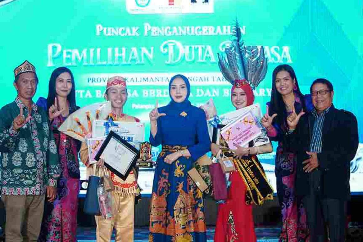 Ketua TP-PKK Kalteng Tutup Pemilihan Duta Bahasa 2026