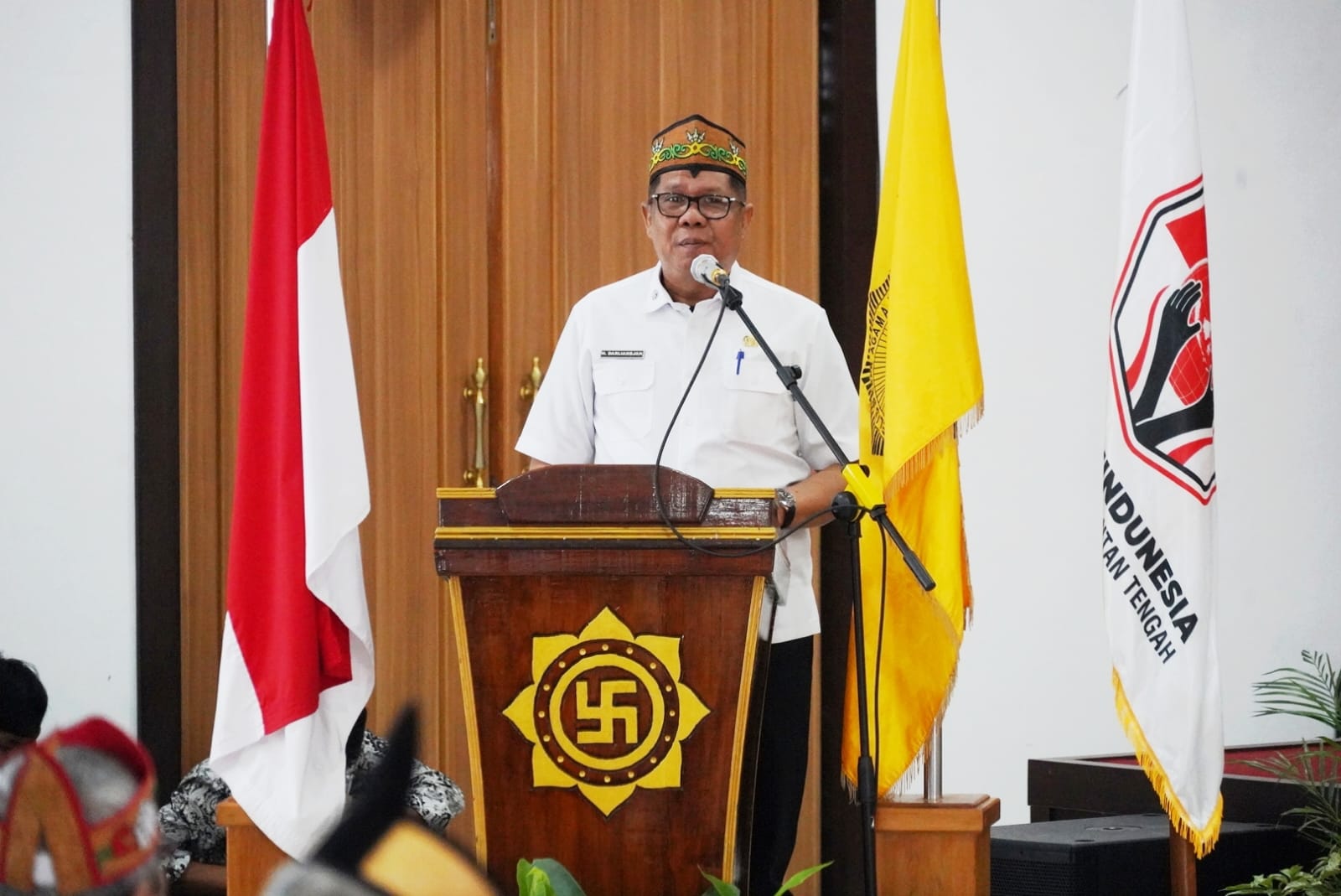 Wakili Gubernur, Sahli Darliansjah Hadiri Pelantikan dan Pengukuhan Pengurus LBH Antang Damang