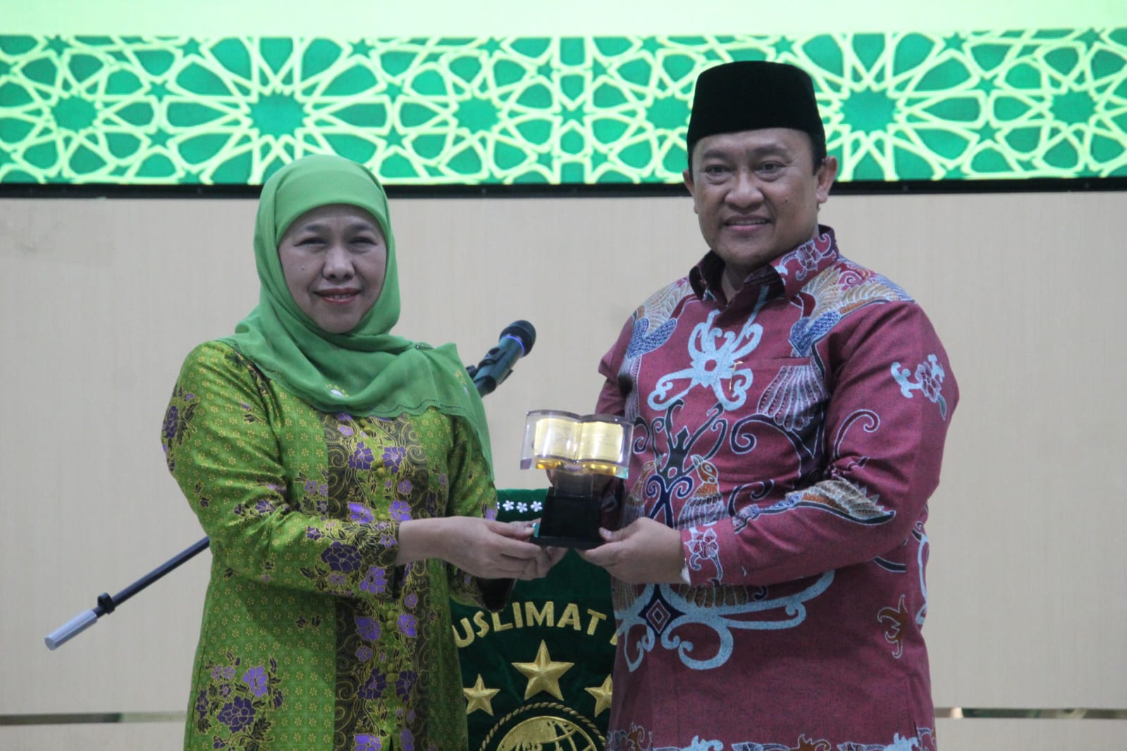 Hadiri Harlah ke-80 Muslimat NU, Wagub Edy Pratowo Tekankan Sinergi dan Penguatan Pemberdayaan