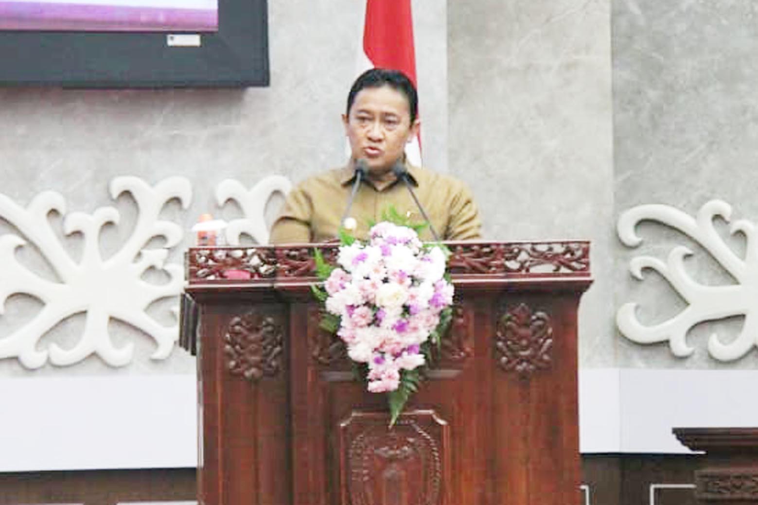 Wagub Kalteng Sampaikan Pidato Pengantar LKPj Gubernur 2025 pada Rapat Paripurna DPRD