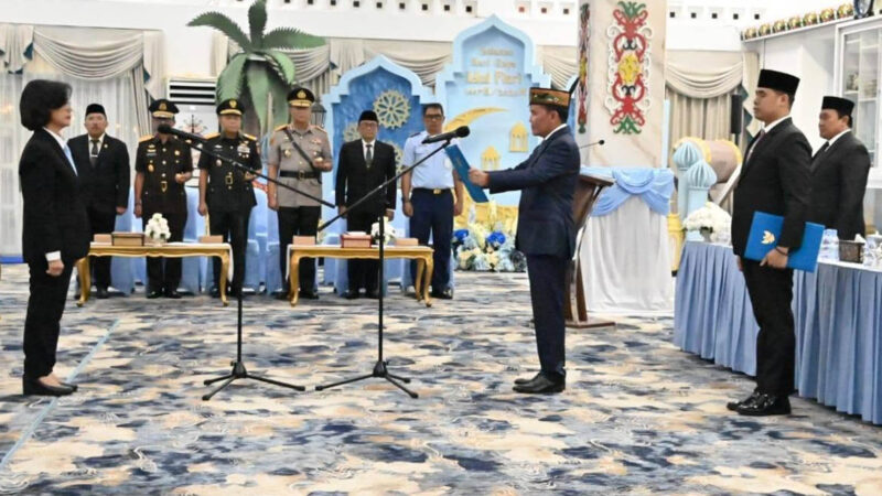 Gubernur Agustiar Sabran Lantik Linae Victoria Aden Sebagai Pj Sekda Provinsi Kalteng