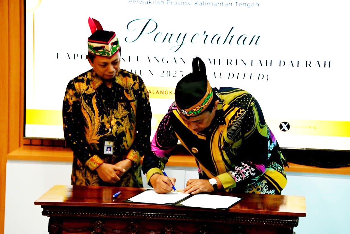 BPK Kalteng Terima LKPD Tahun 2025 dari Pemprov Kalteng