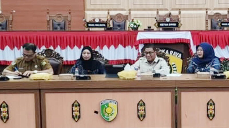 DPRD Kota Palangka Raya Sampaikan Materi Kuliah Lapangan ke Mahasiswa UMPR