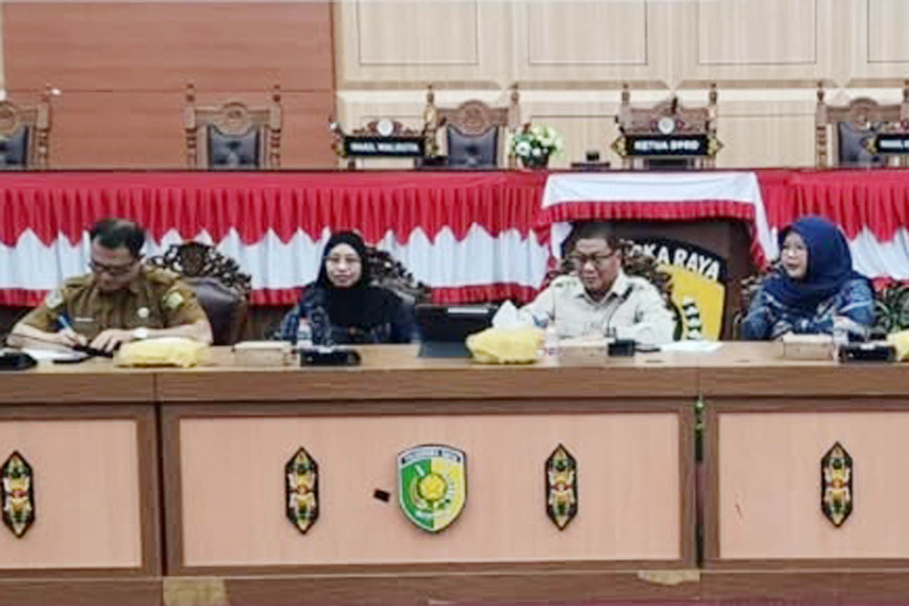 DPRD Kota Palangka Raya Sampaikan Materi Kuliah Lapangan ke Mahasiswa UMPR