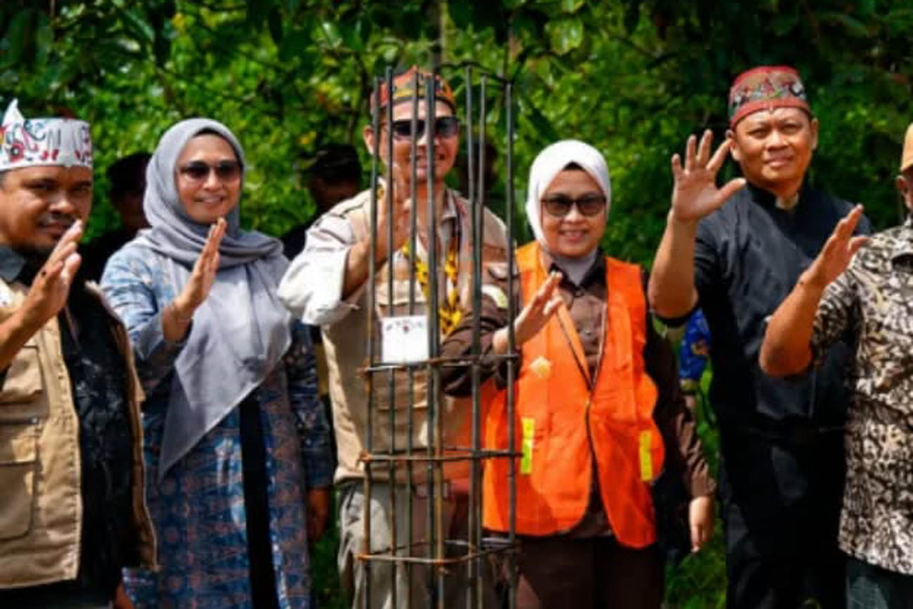 DPRD Kota Palangka Raya Hadiri Peletakan Batu Pertama Posko Terpadu GDAN