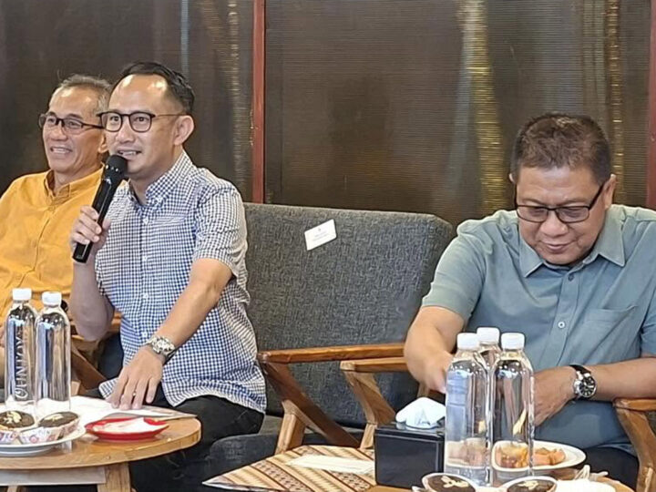 Ketua DPRD Hadiri Ngopi Santai Bareng Media, Insan Pers dan Komunitas Sepeda Lipat serta UMKM